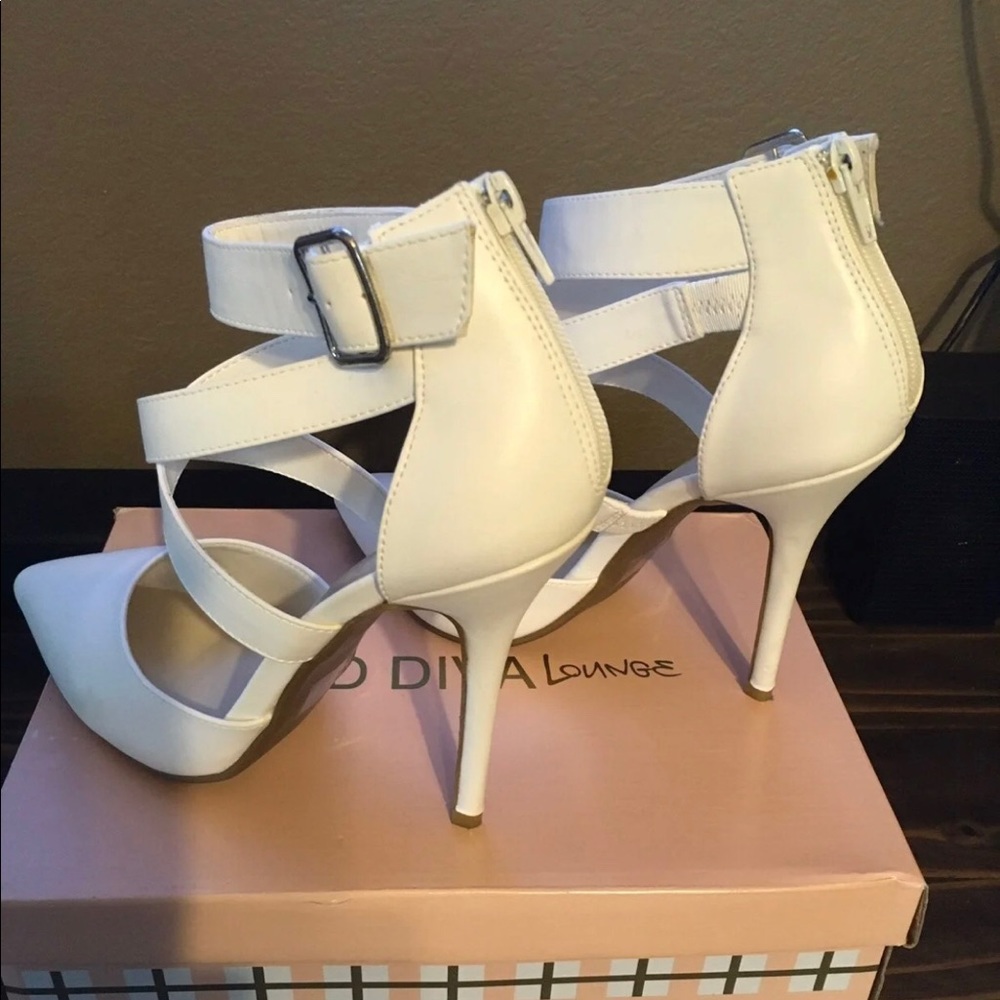 Heels - Picture 4 of 6